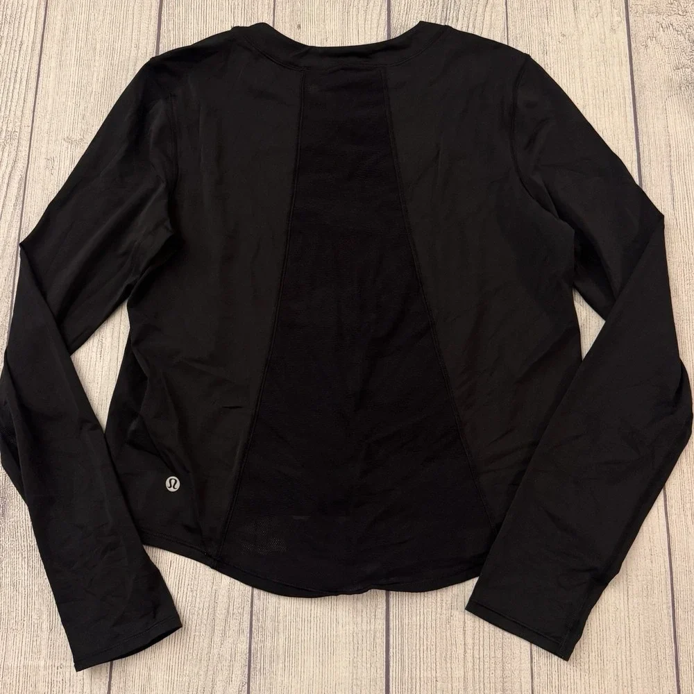Lululemon Sheer Will Long Sleeve Women's Size 6 Black Mesh Running Shirt Workout
